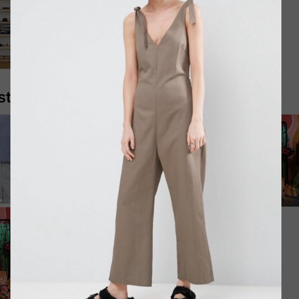 V neck jumpsuit tie back shoulder details